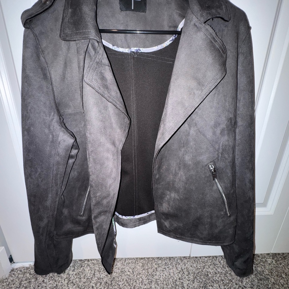 Tahari Women's Gray Suede Jacket